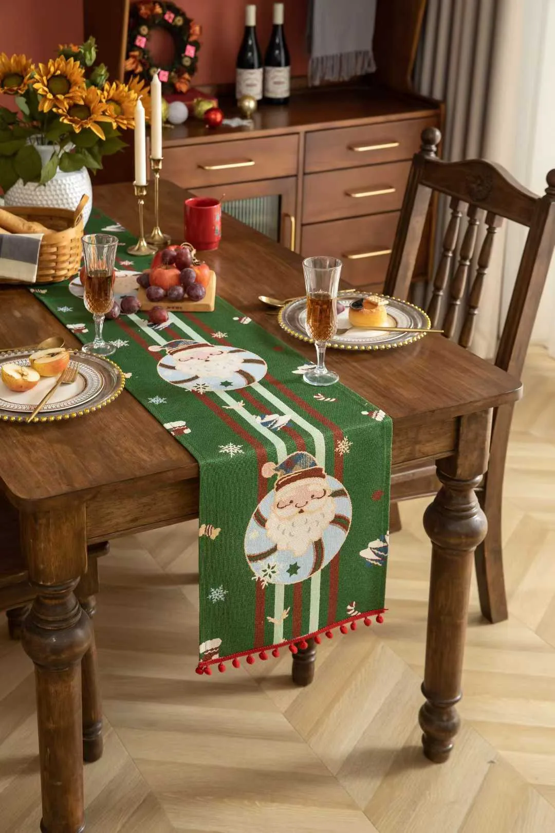 Table Runner 17