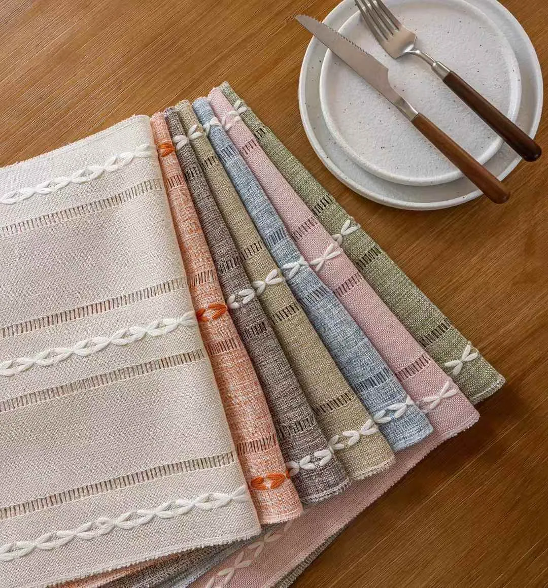 Table Runner 21