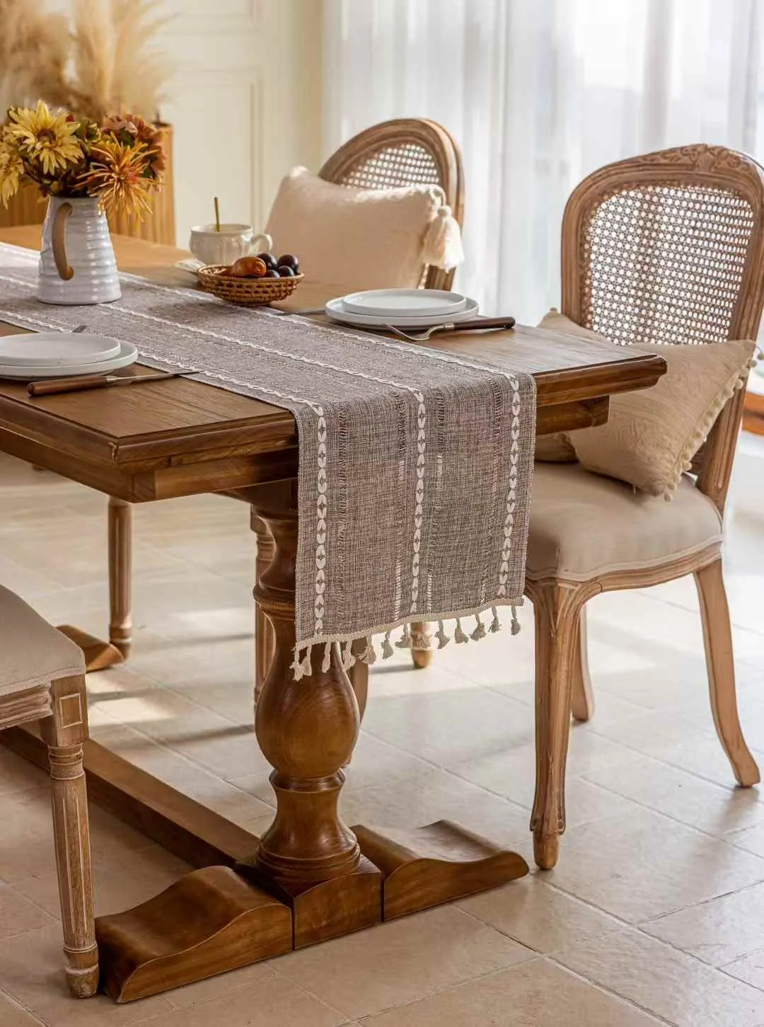 Table Runner 22