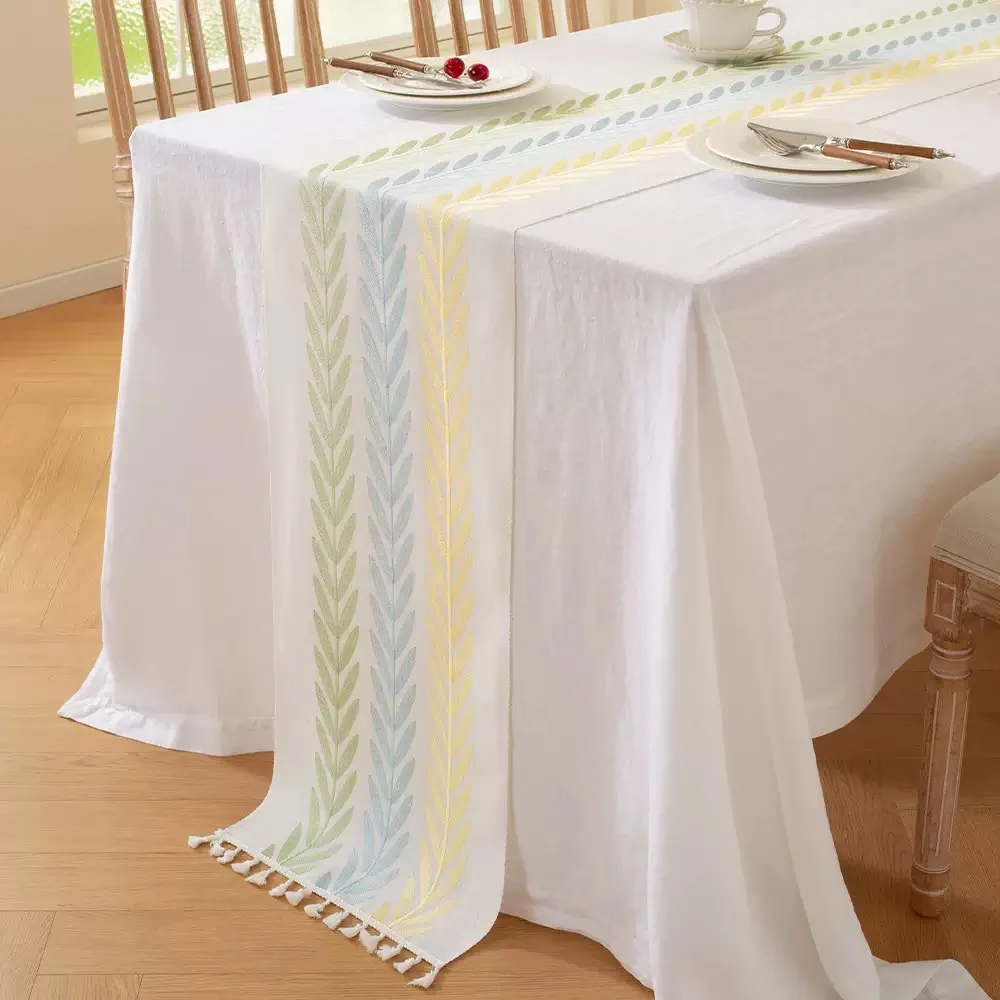 Table Runner 32
