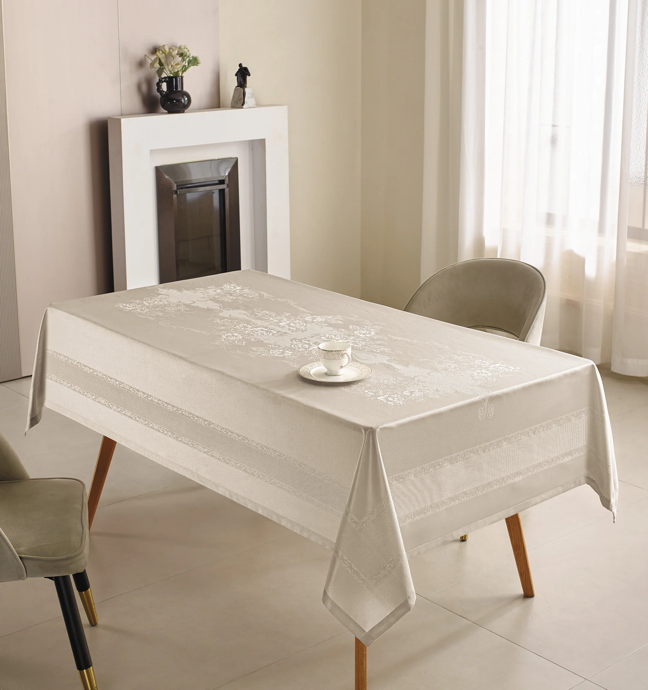Polyester product model 2412C